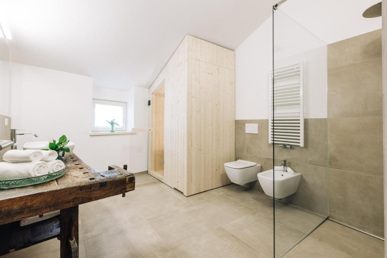 Amplatz 1523 - And 3*
