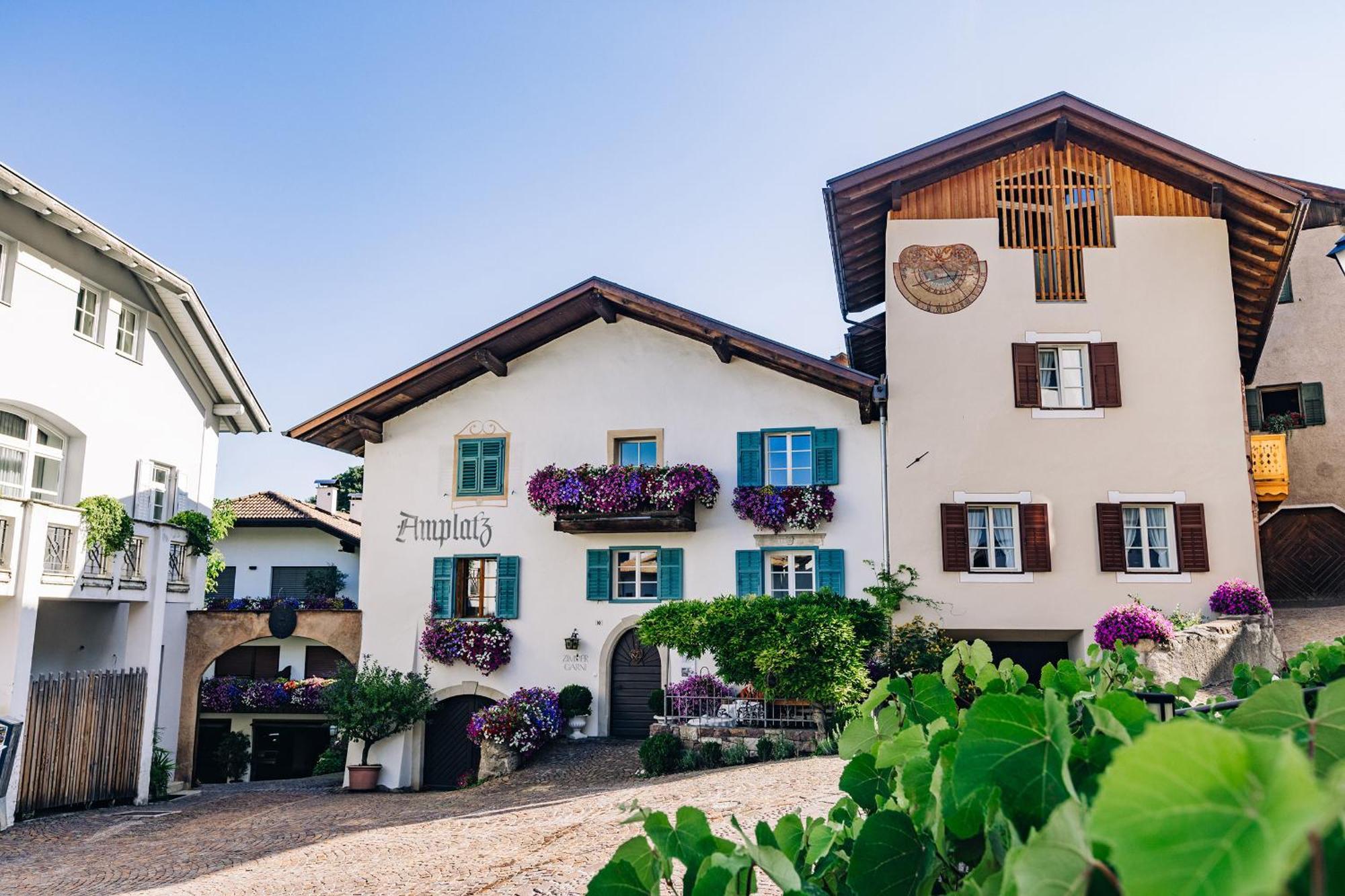 Hotel Amplatz 1523 - B&B And Suites